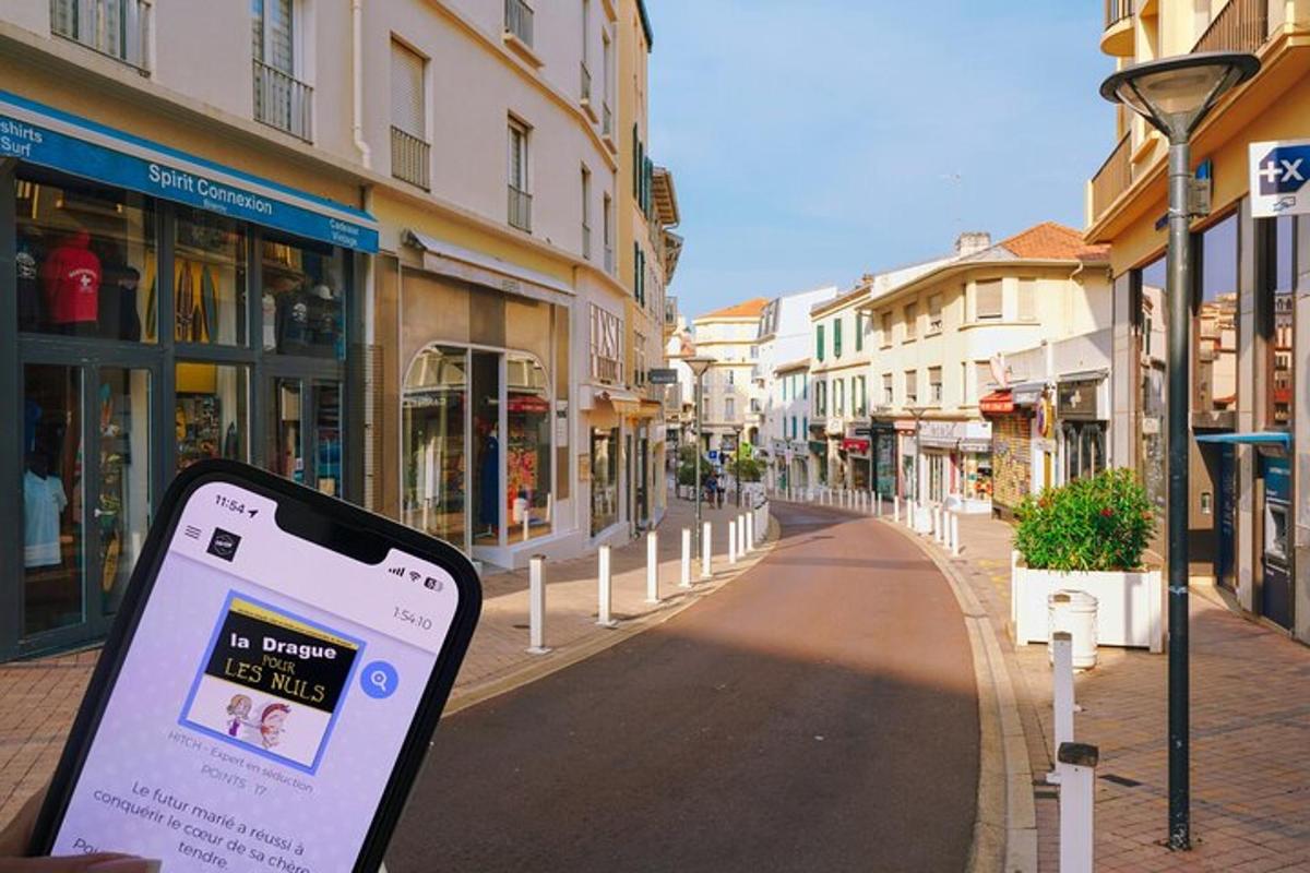 un telefono cellulare appoggiato sul ciglio di una strada