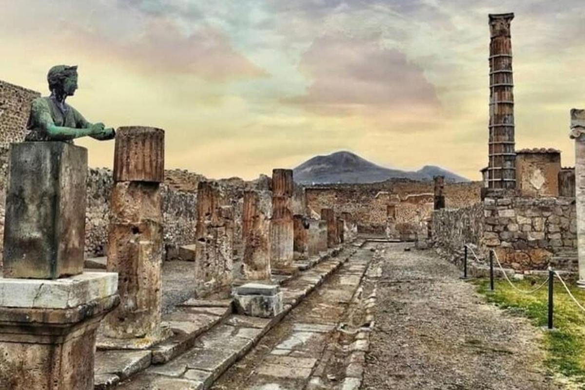una vista delle rovine dell'antica città