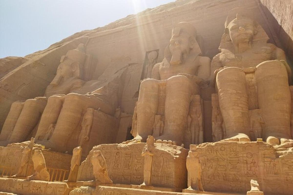 pohled na chrám Abú Simbel