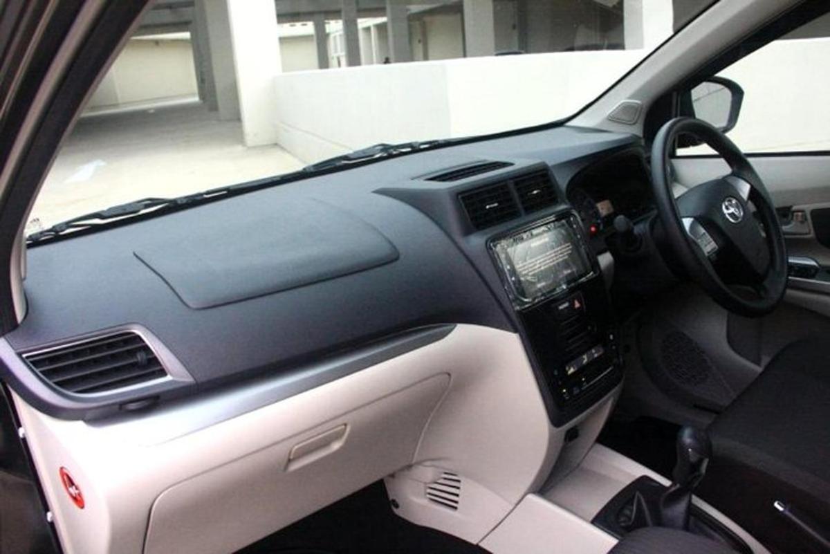 a view of the inside of a car