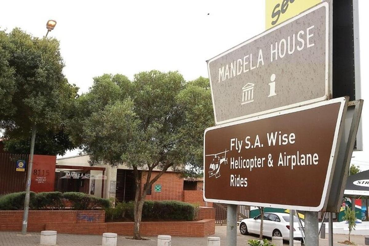 a street sign in front of a building