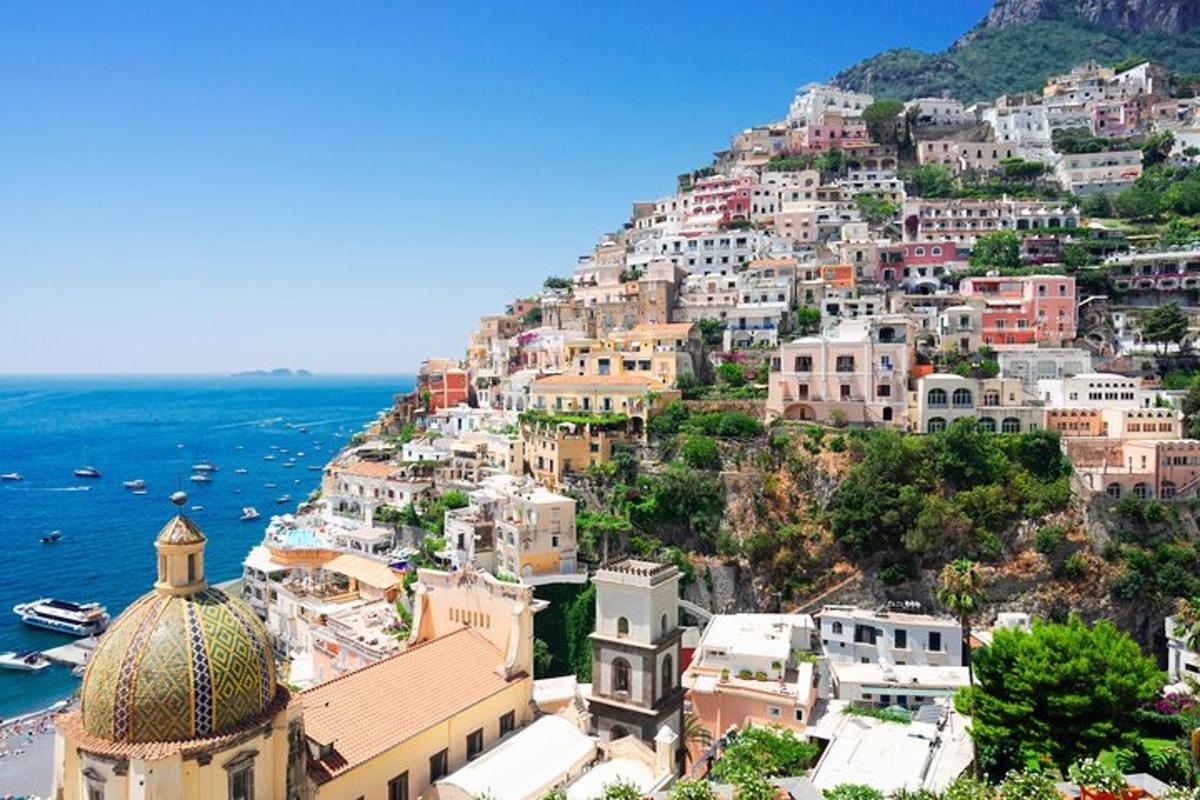 Výhled na Positano na pobřeží Amalfi