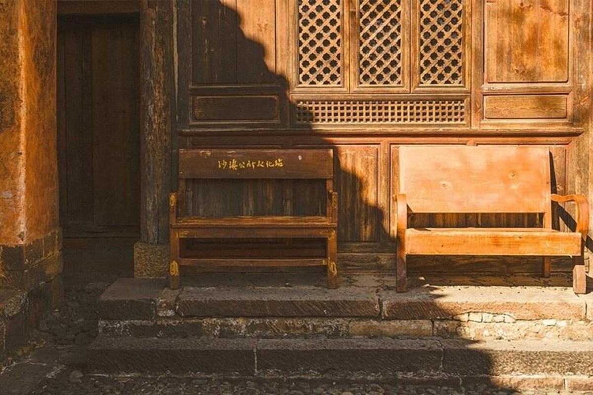 a bench sitting in front of a building