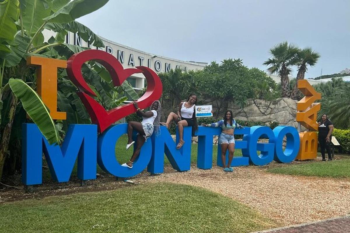 tanda yang mengatakan saya suka micho di taman