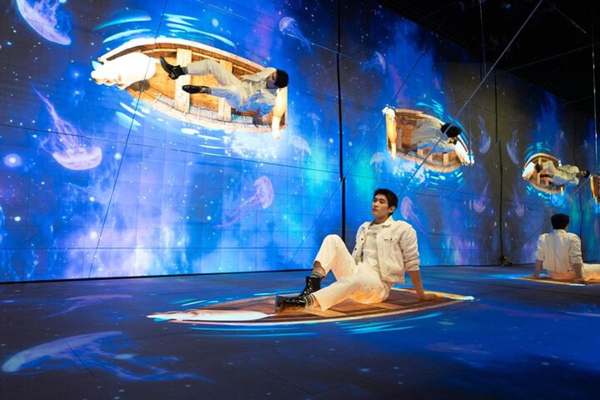 Attraction picture 5