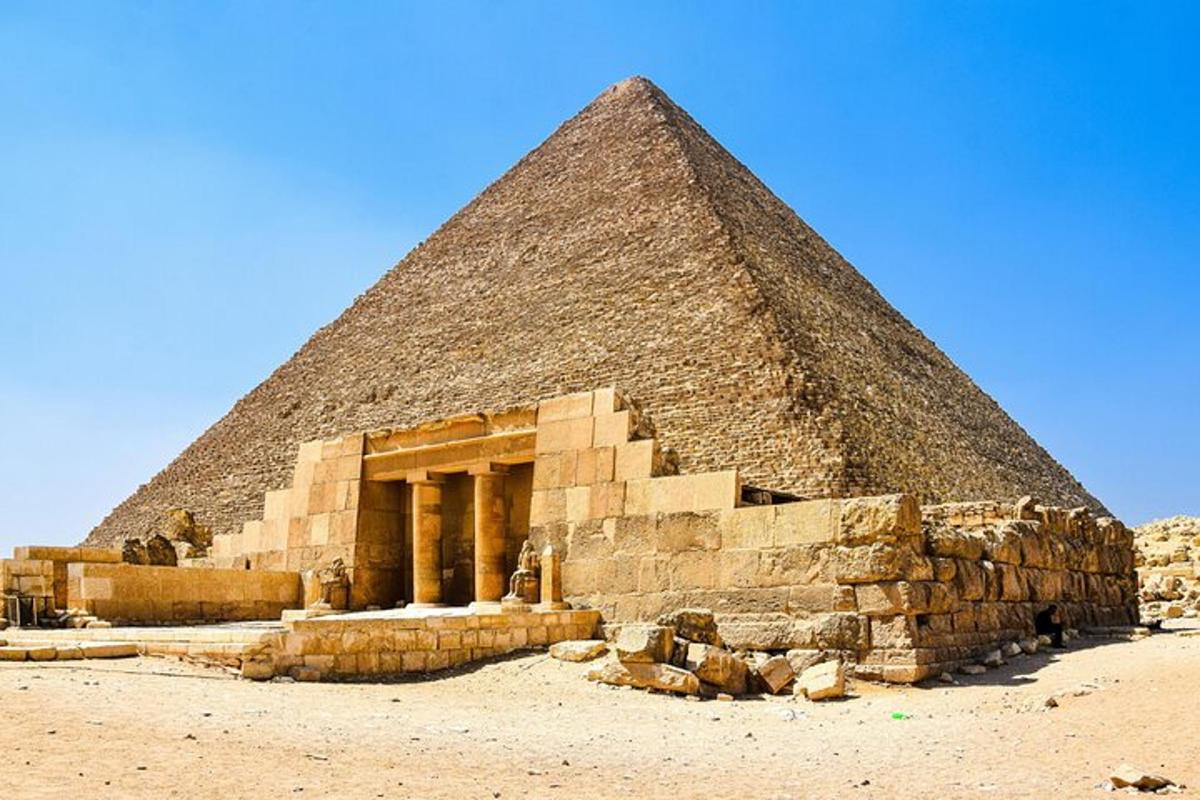 hình ảnh của kim tự tháp giza