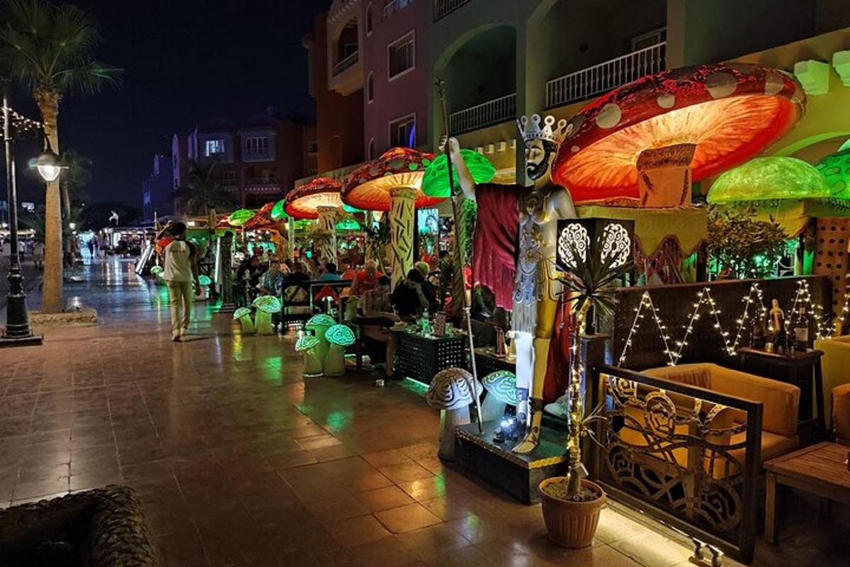 een markt op een stadsstraat 's nachts