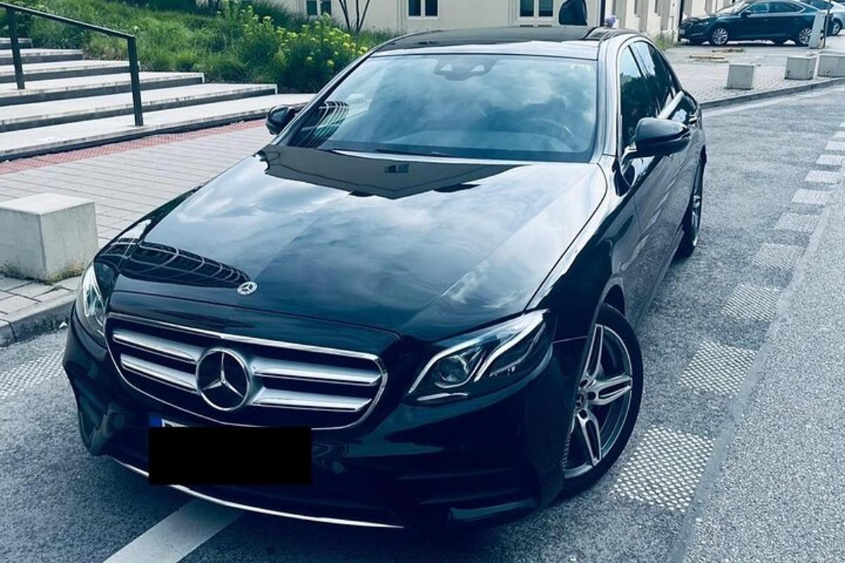 must auto pargitud parklas