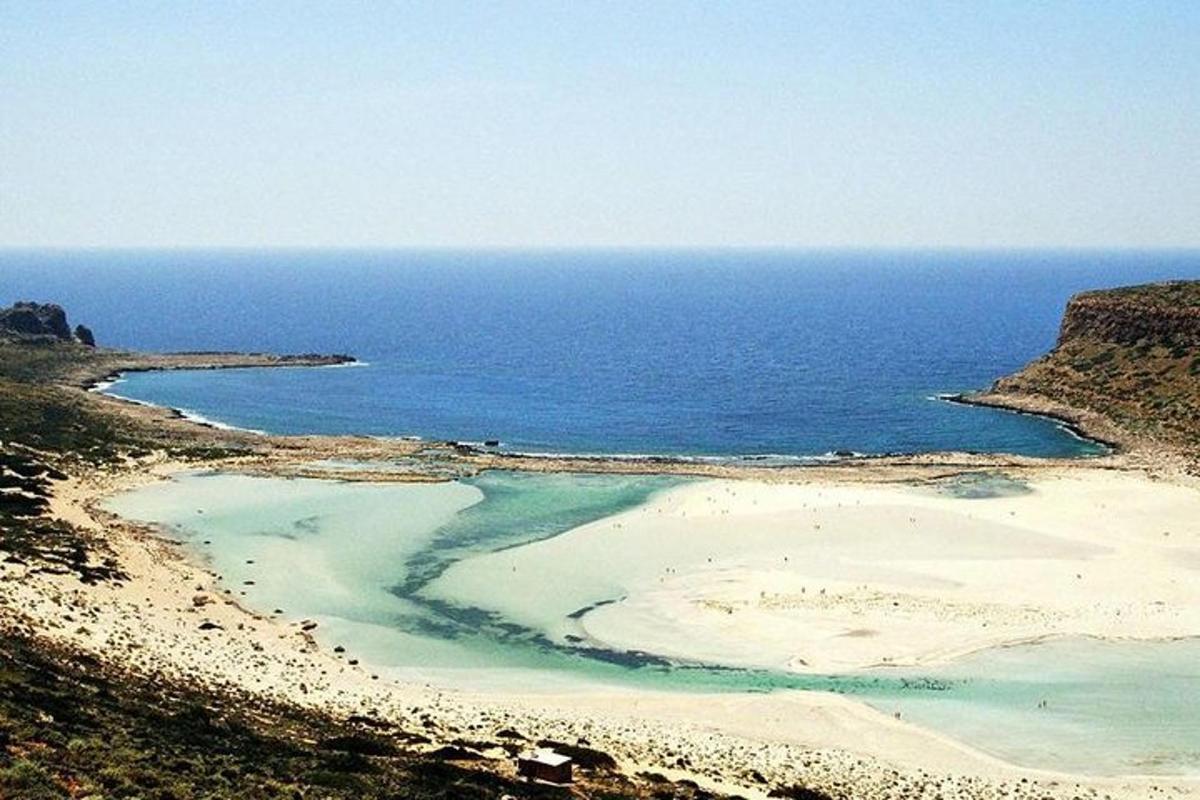 un'isola in mezzo all'oceano