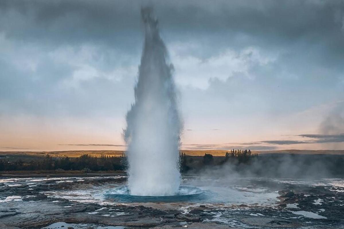 gufuhvolf í miðjum goshver
