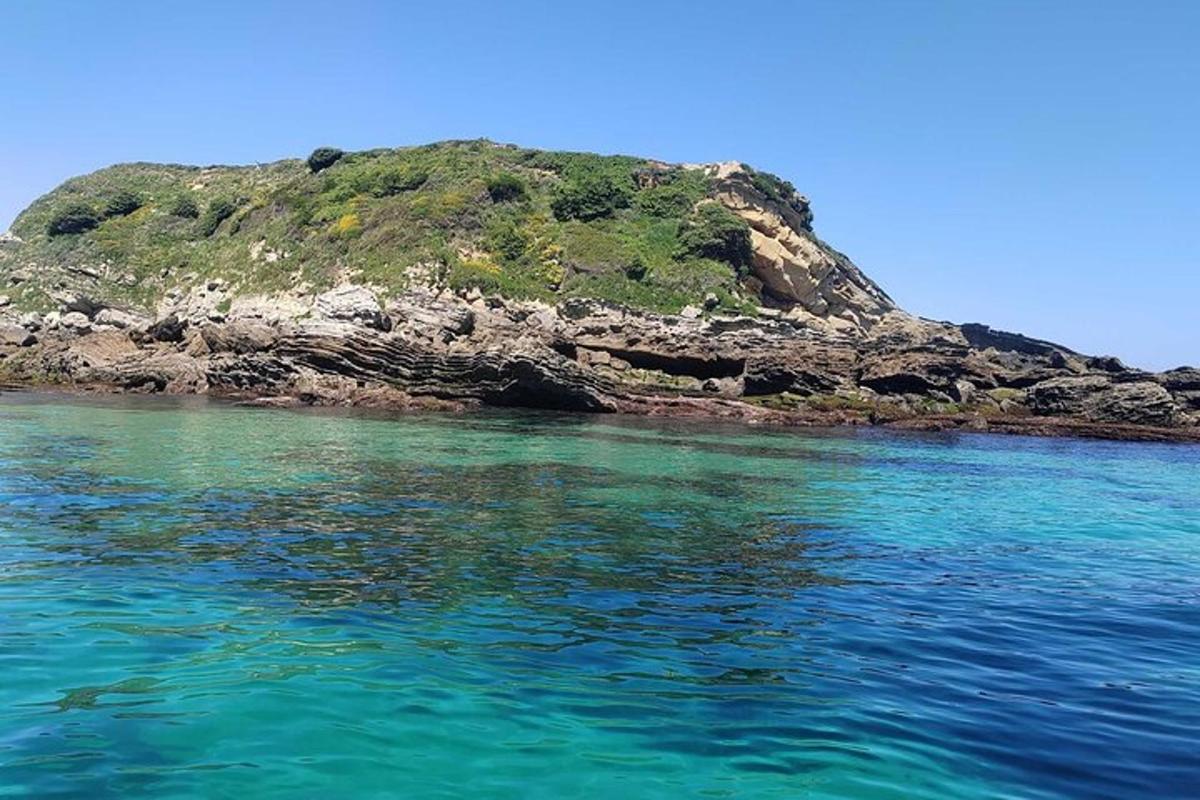 eine Insel mitten im Wasser