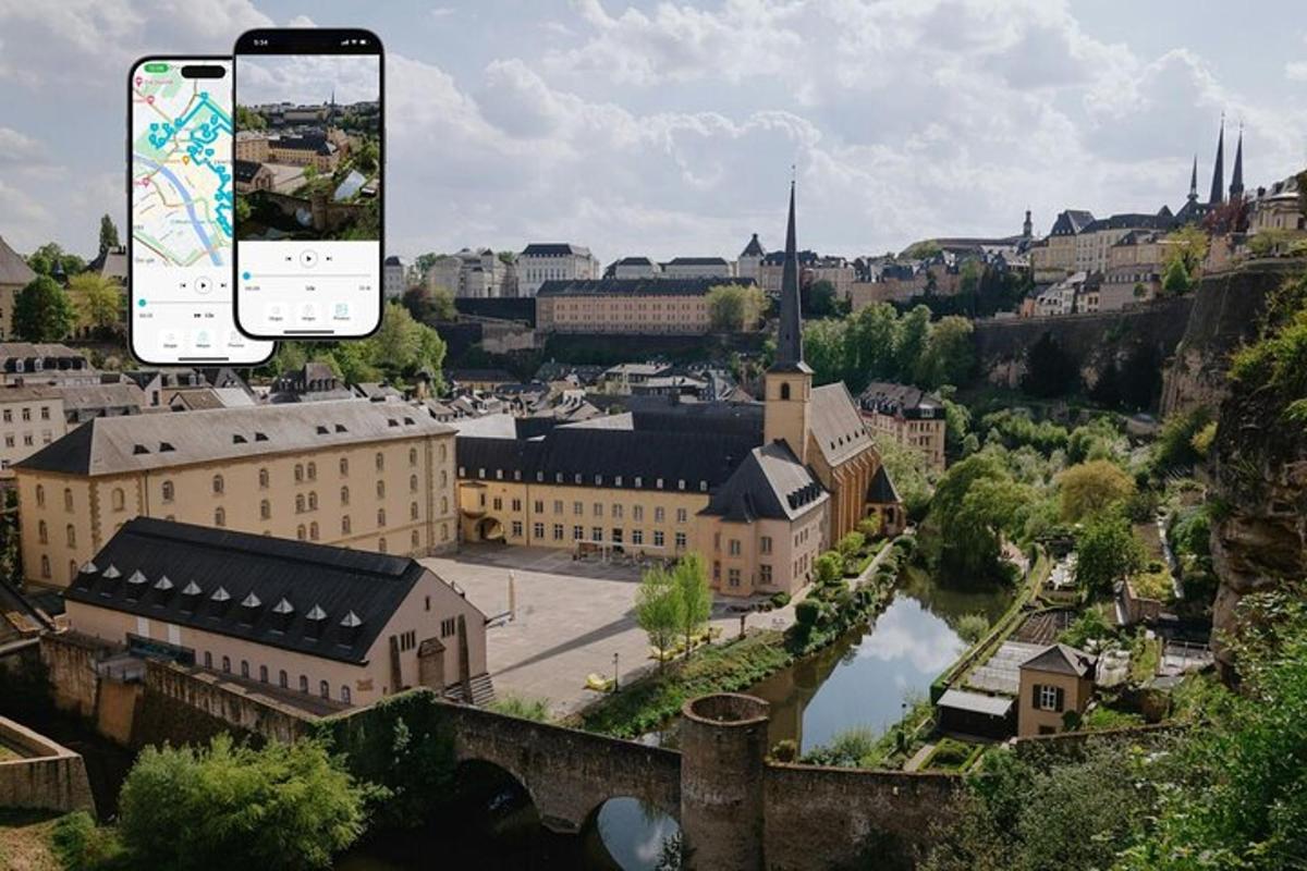 un iPhone che scatta una foto di una città