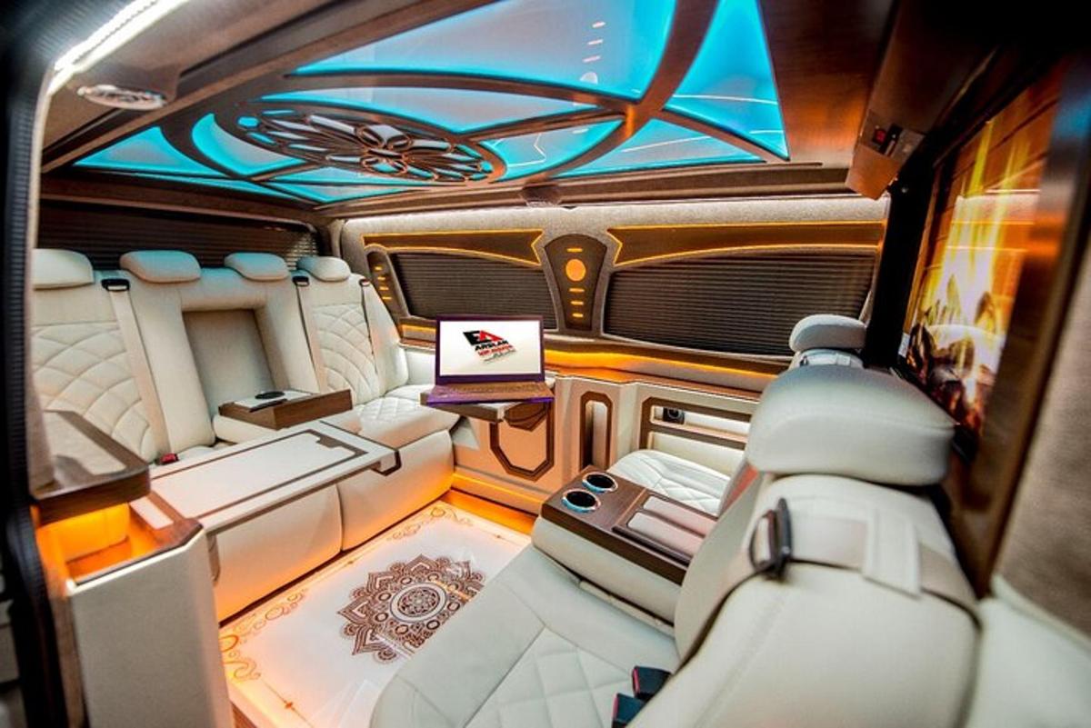 ein Blick ins Innere einer Limousine