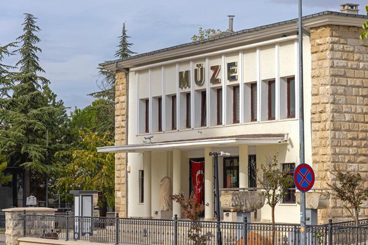 a building with a nox sign on the side of it