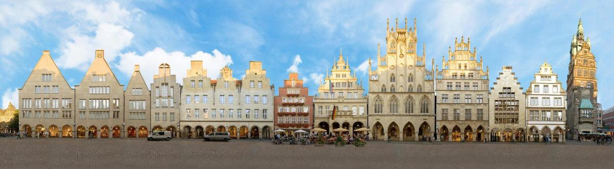a large building with a bunch of buildings