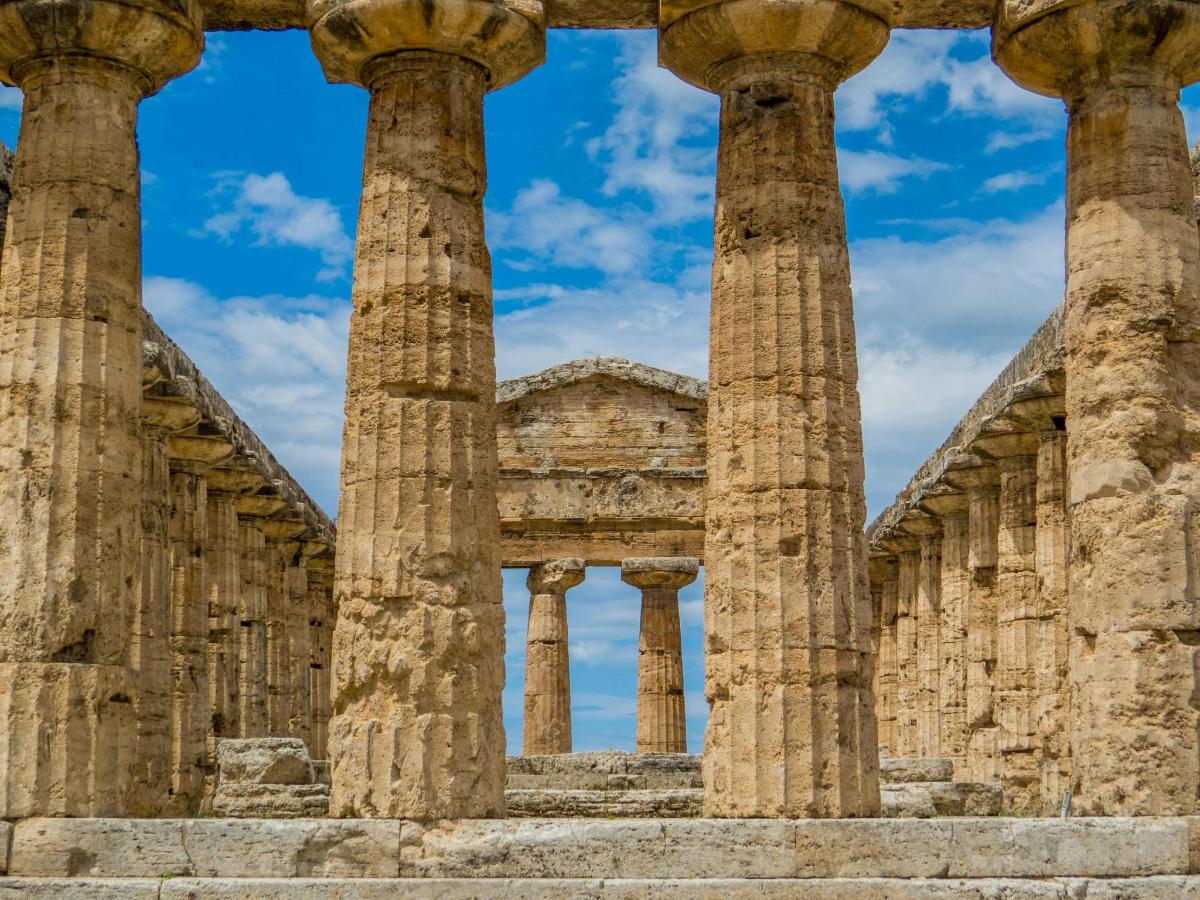 an image of the columns of the parthenon
