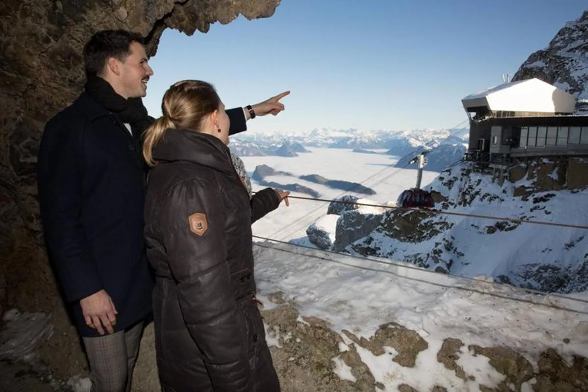 Expérience hivernale au Mont Pilatus : visite en petit groupe au départ de Bâle – photo 2