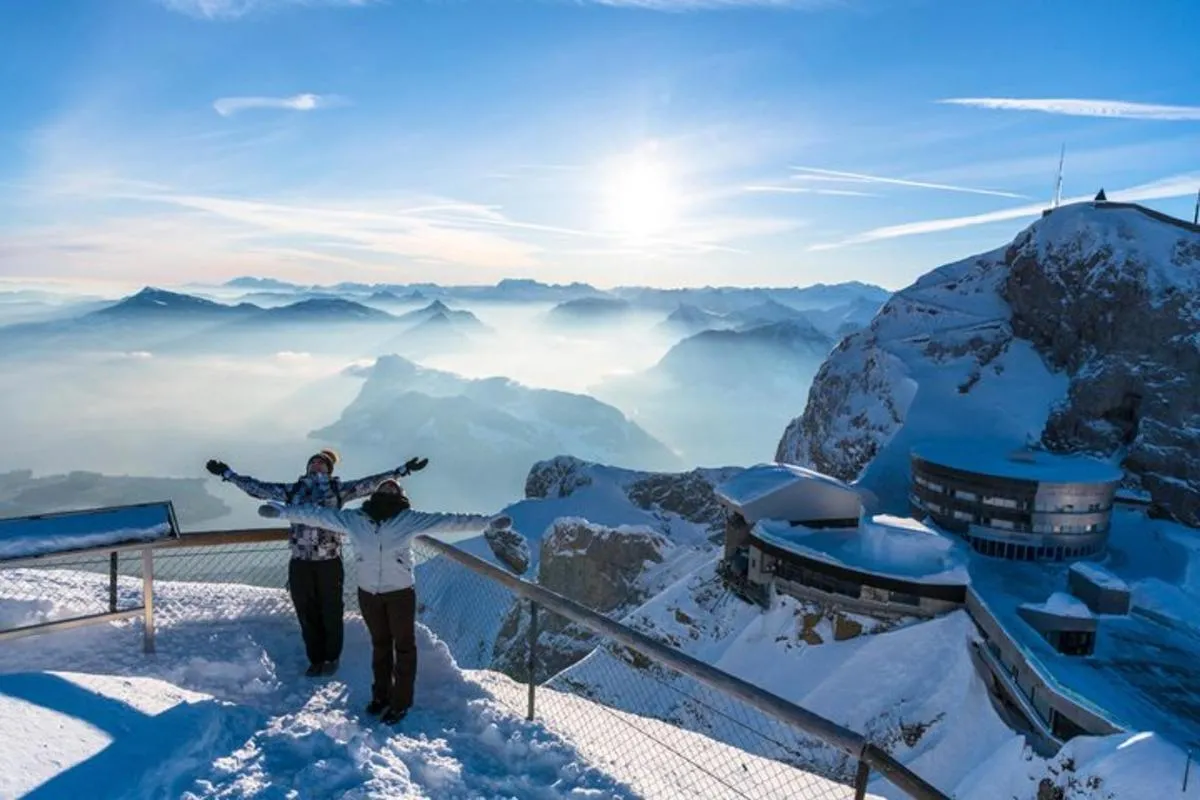 Expérience hivernale au Mont Pilatus : visite en petit groupe au départ de Bâle – photo 3