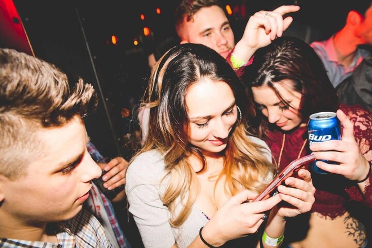 Halloween Club Crawl on King Street West Toronto Toronto – Booking.com