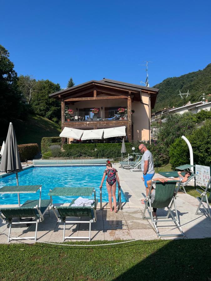 Piscina di Residence Hotel Montegargnano o nelle vicinanze