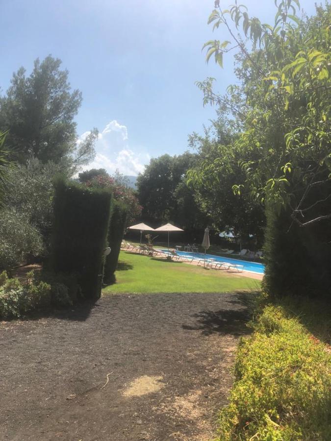 Piscina di Bed and Breakfast Il Glicine o nelle vicinanze