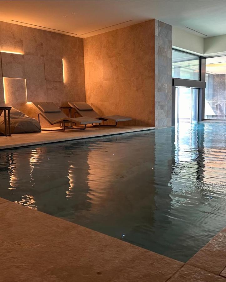 Piscina di Relais & Spa Castello di Casiglio o nelle vicinanze
