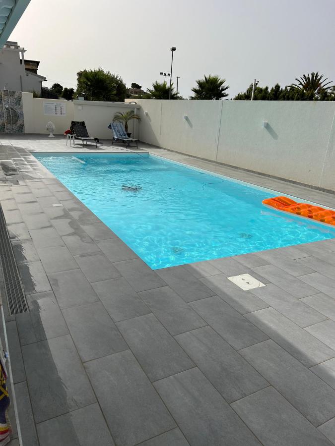 Piscina di Onda Bianca Luxury Apartments o nelle vicinanze