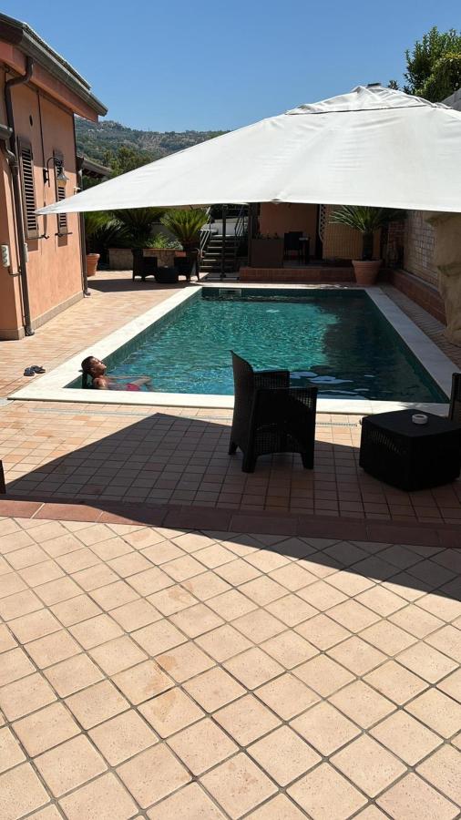 Piscina di B&B Villa Maria o nelle vicinanze