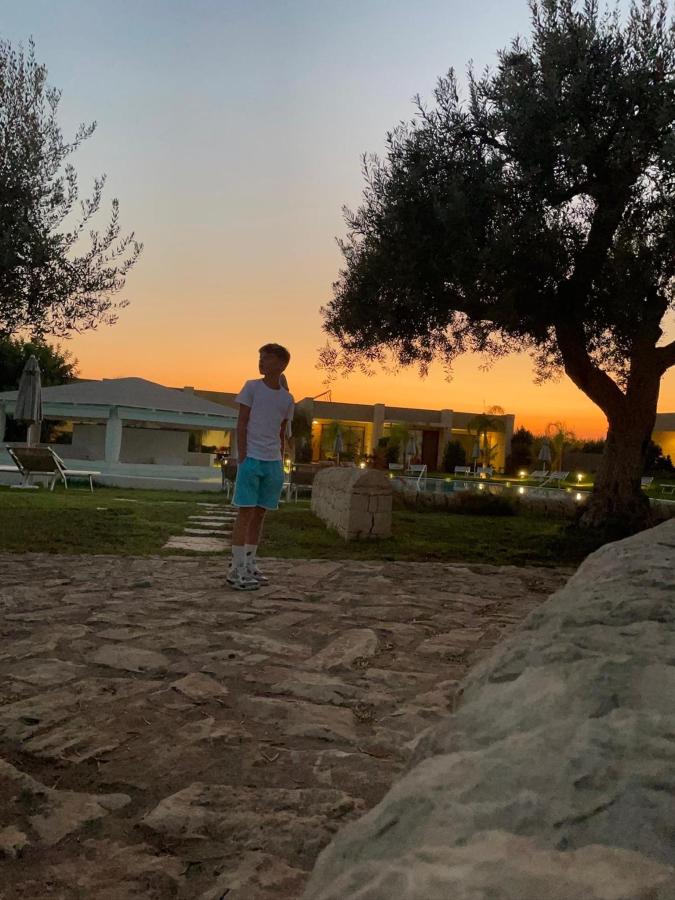 Alba o tramonto visti dall'interno dell'hotel o dai dintorni