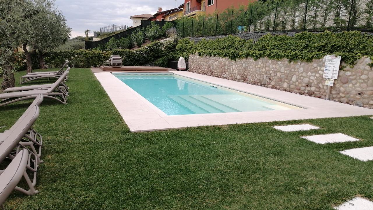 Piscina di Il cantuccio sul Garda - Relais di charme o nelle vicinanze