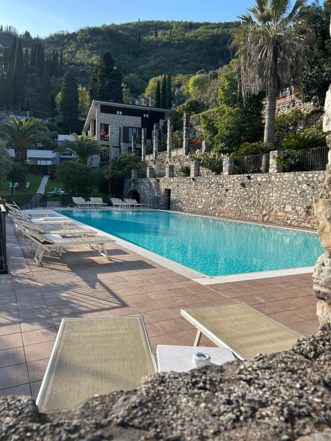 Piscina di Hotel Livia o nelle vicinanze
