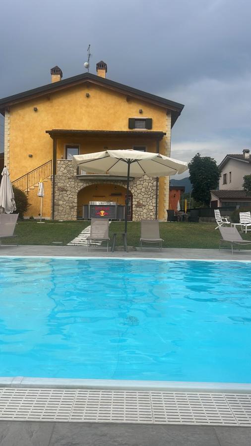 Piscina di B&B Le Murette - ENJOY HOLIDAY o nelle vicinanze