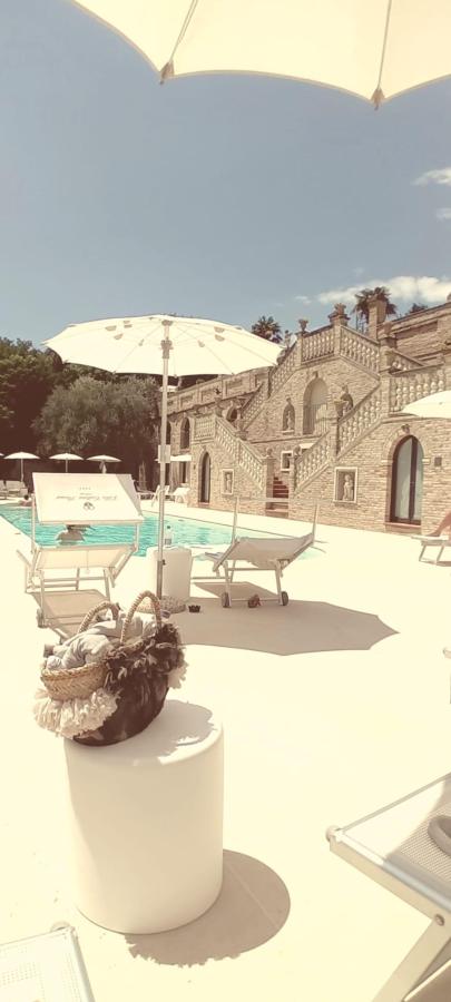 Piscina di Villa Cattani Stuart XVII secolo o nelle vicinanze