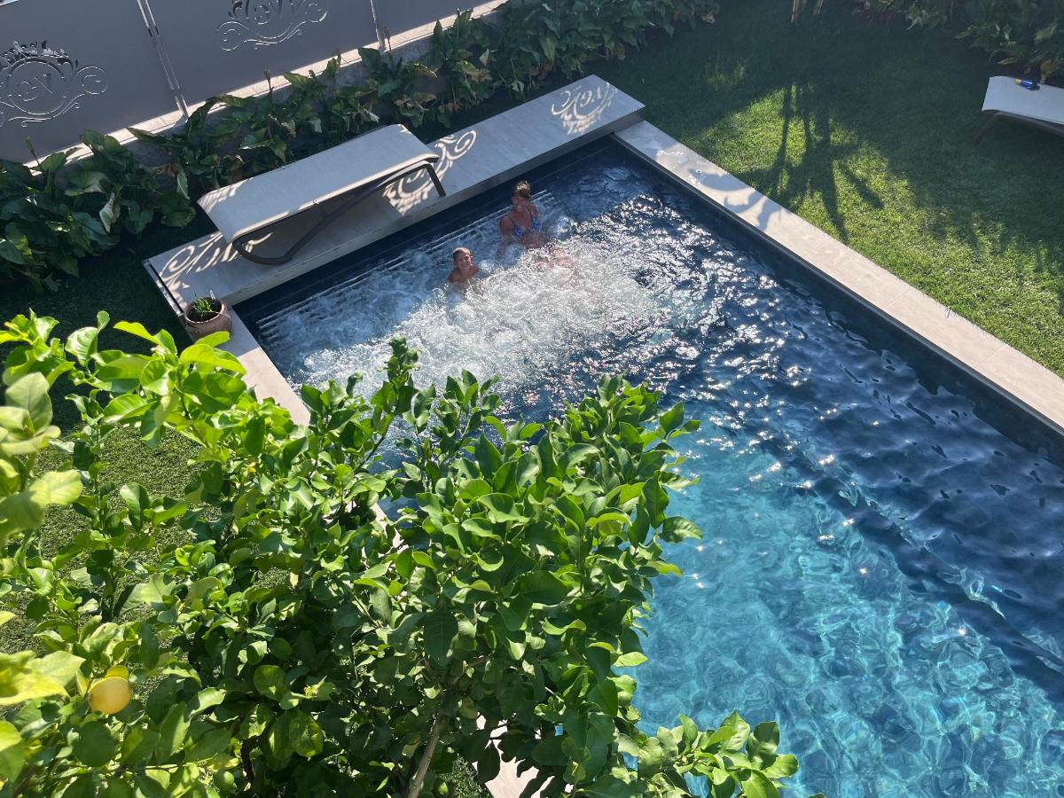 Piscina di Villa Giulia Rooms & Bike o nelle vicinanze