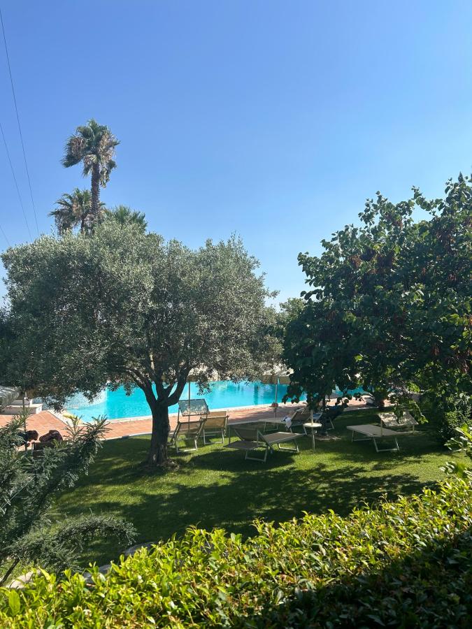 Piscina di Agriturismo Il Granaio Hotel & SPA o nelle vicinanze