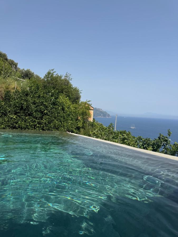 Piscina di villa orleans o nelle vicinanze