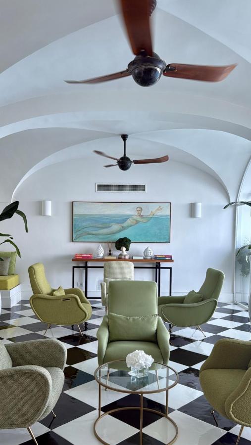 Area soggiorno di Hotel Miramalfi