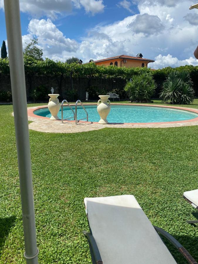 Piscina di Villa La Preziosa o nelle vicinanze