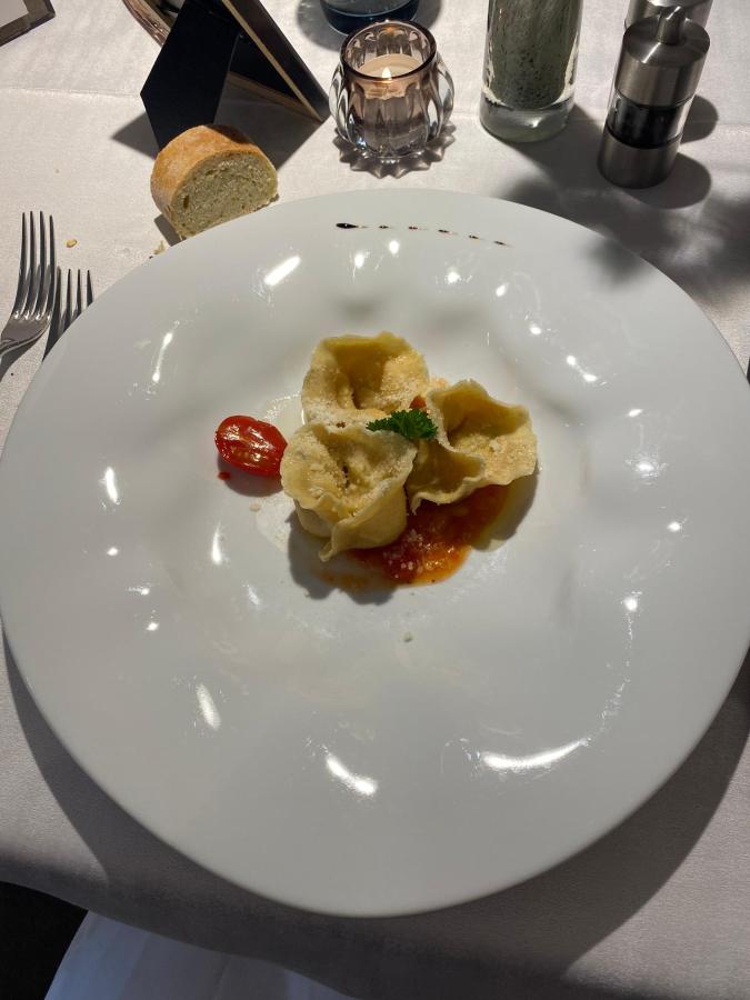 Cibo presso l'hotel o nelle vicinanze