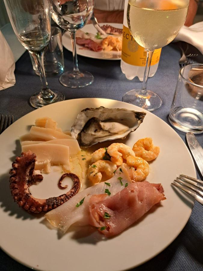 Cibo presso l'hotel o nelle vicinanze