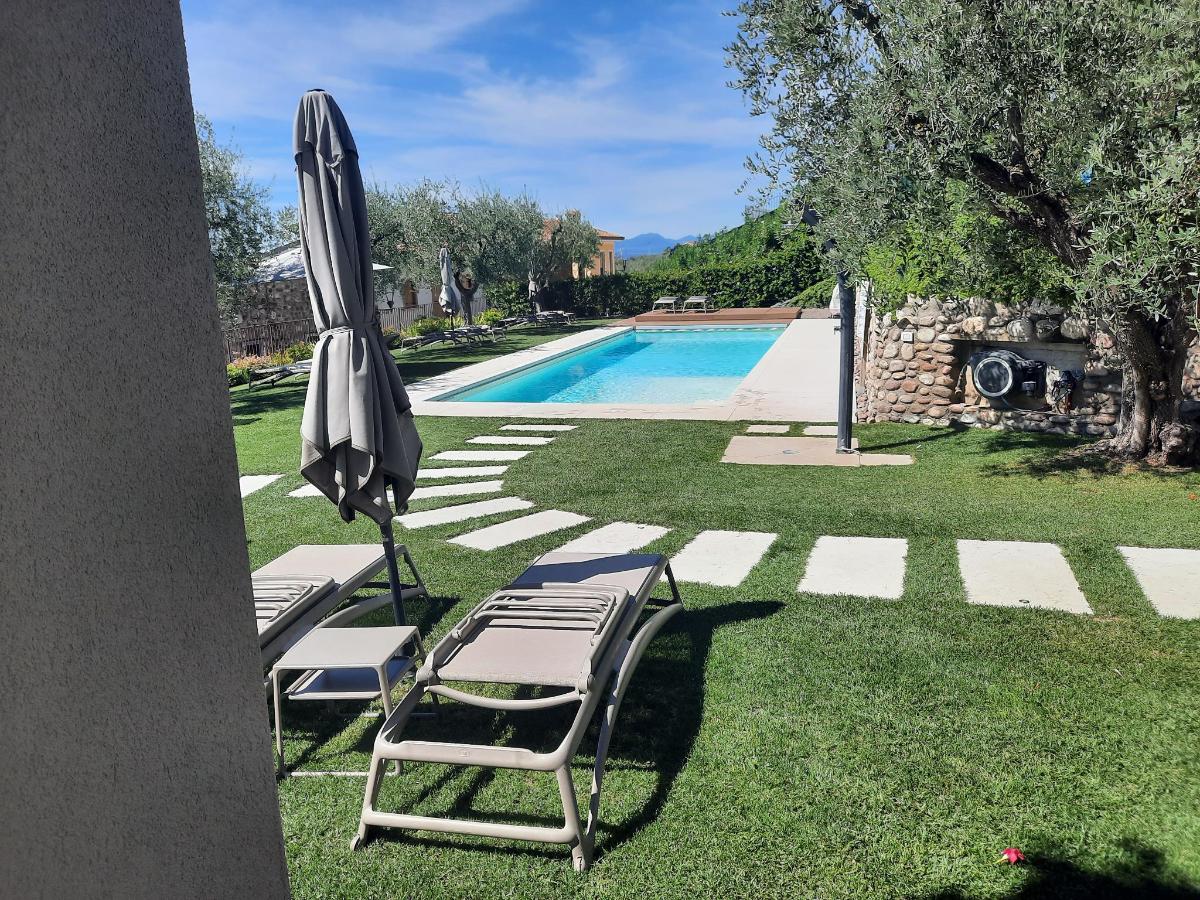 Piscina di Il cantuccio sul Garda - Relais di charme o nelle vicinanze
