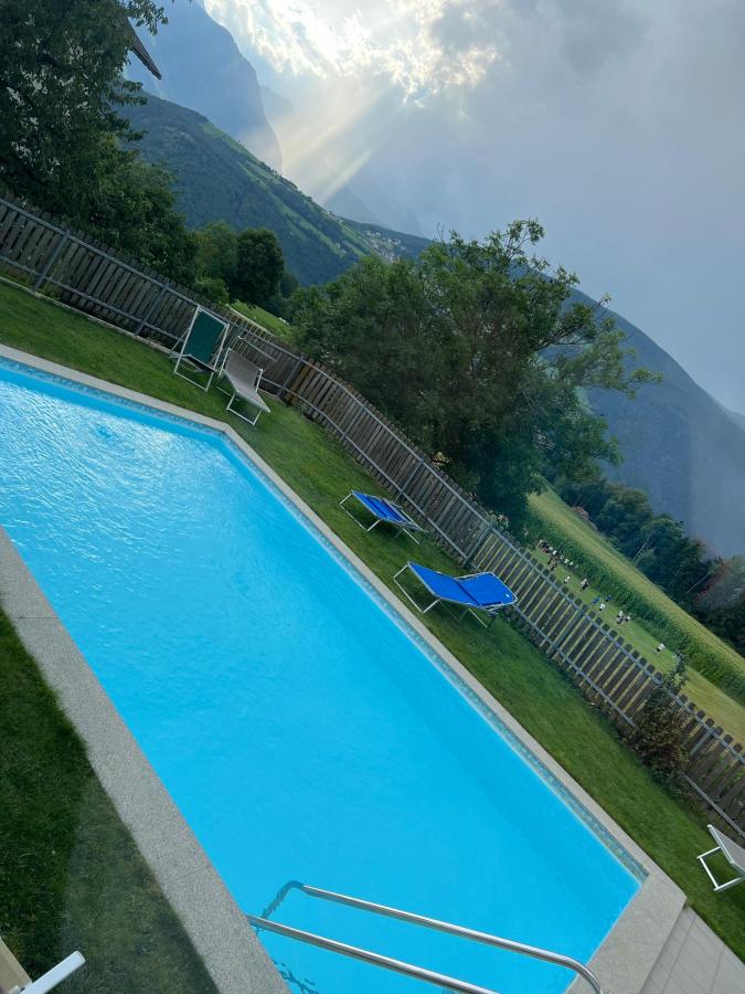 Piscina di Panorama Residence Schlossblick o nelle vicinanze