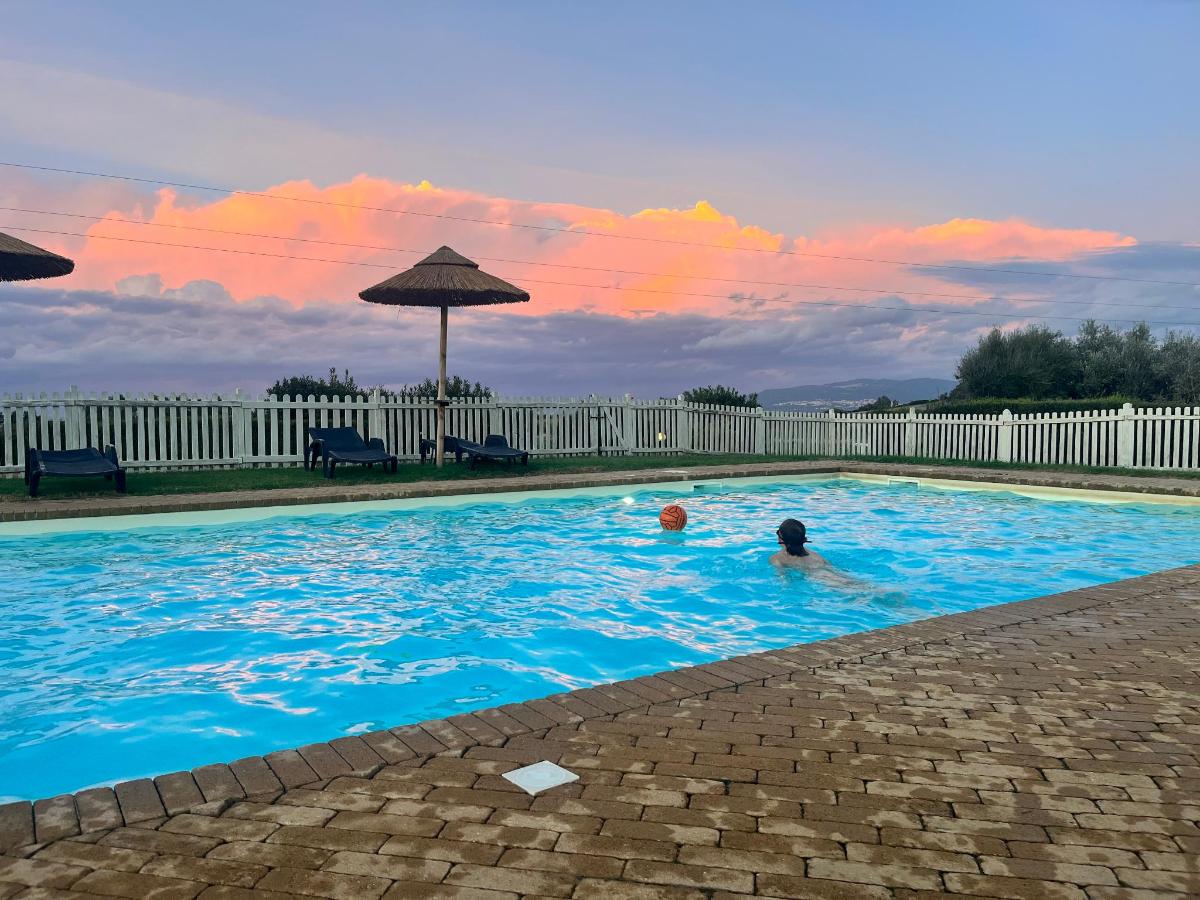 Piscina di Tenute Costadoria (Valle di Cynara) o nelle vicinanze