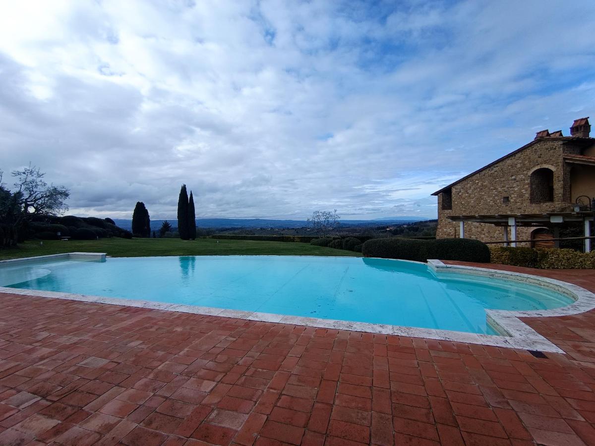 Piscina di Hotel Borgo Di Cortefreda - Place of Charme o nelle vicinanze