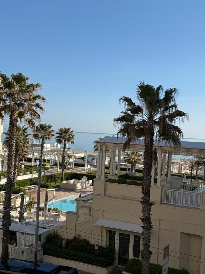 Vista generica sul mare o vista sul mare dall'interno dell'hotel