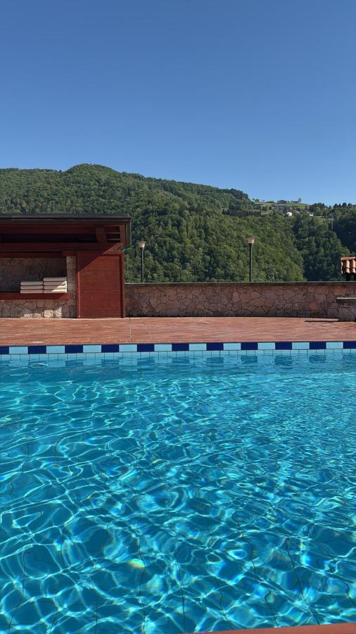 Piscina di Resort San Pellegrino Terme o nelle vicinanze