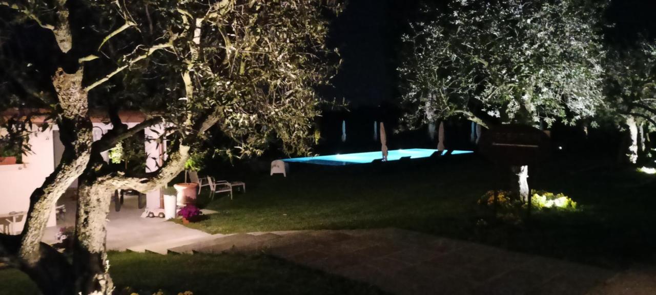 Piscina di Agriturismo Colle Dei Pivi o nelle vicinanze