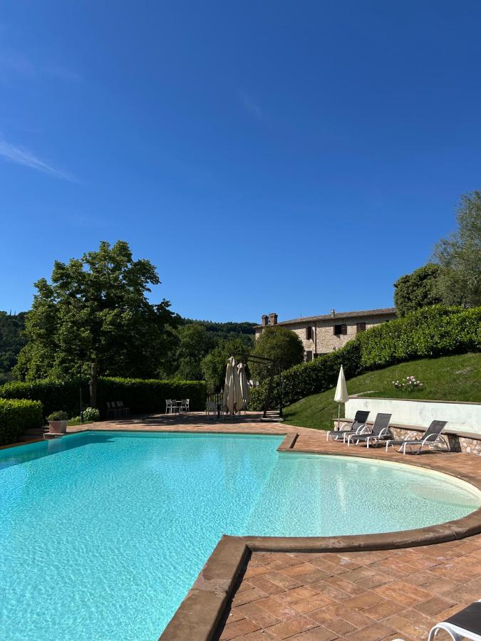 Piscina di Valle Rosa o nelle vicinanze