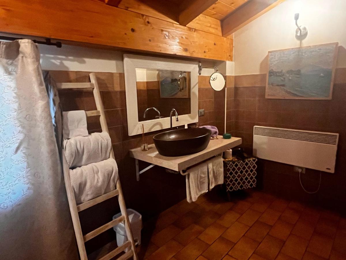 Bagno di Art Gallery Rooms