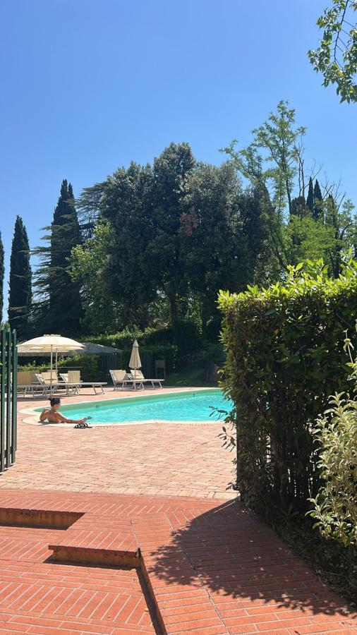 Piscina di Il Borgo di Villa Castelletti Country Hotel o nelle vicinanze